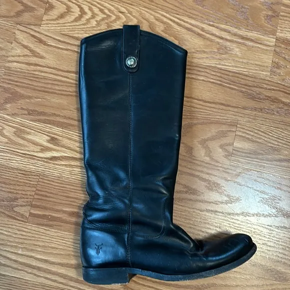 Frye Black Leather Melissa Button Boot Riding Boot Pull on Style Size 6 B