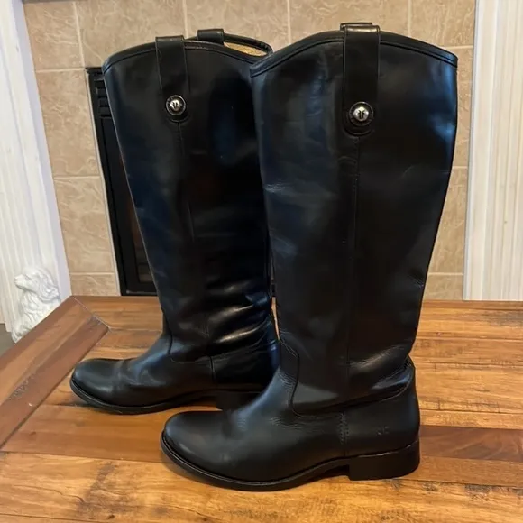 FRYE black leather riding boots, size 6.5, good condition