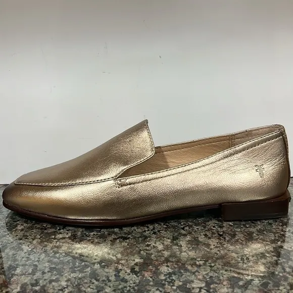 Frye Claire Venetian Leather Slip-On Loafers 6 M Lunar Metallic light gold NEW