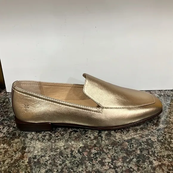 Frye Claire Venetian Leather Slip-On Loafers 6 M Lunar Metallic light gold NEW