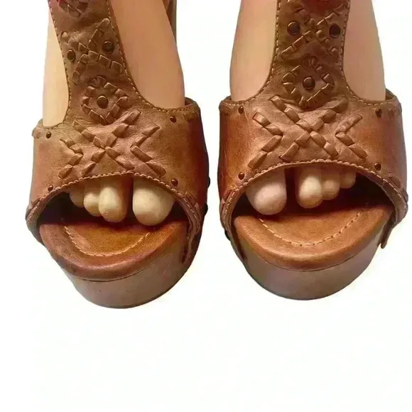 FRYE Fran X Stich Women Platform Brown Leather Wooden Heels Sandals Size 8.5 M
