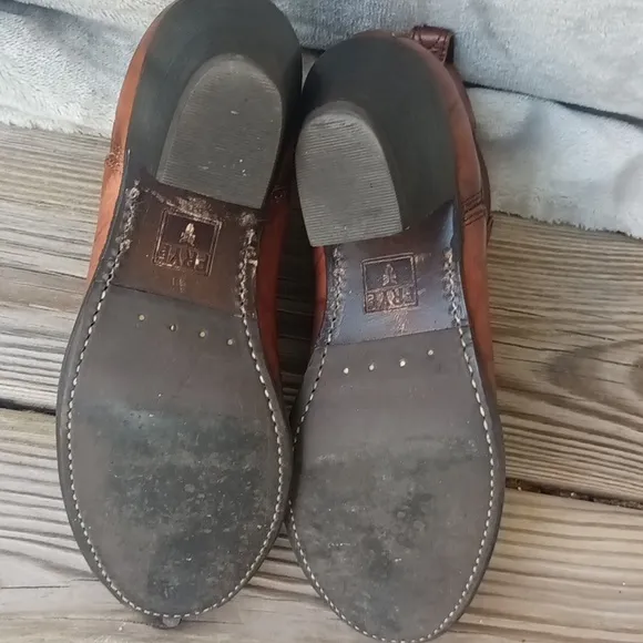 Frye Jackie Gore Stretch Ankle Boots in Cognac/brown size 5.5