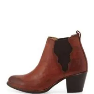 Frye Jackie Gore Stretch Ankle Boots in Cognac/brown size 5.5