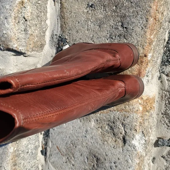 Frye Melissa Button 2 Riding Boots in Redwood Extended Calf Size 8 B