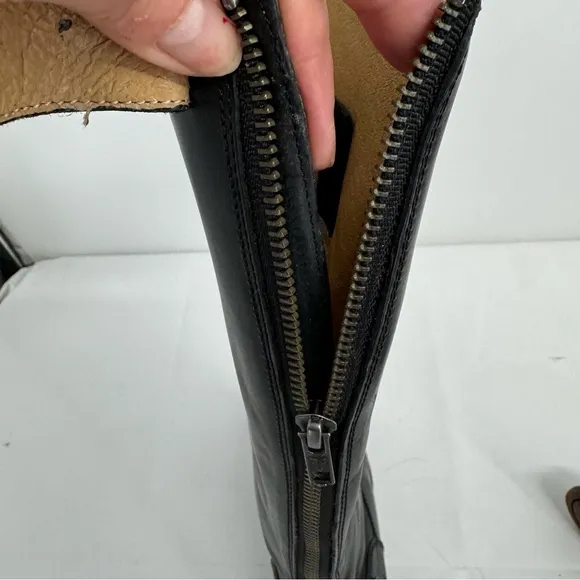 Frye Melissa Button Back Zipper Boots Size 8.5B Leather Equestrian Riding Biker