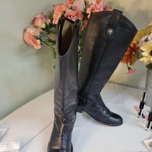 Frye Melissa leather riding boots. Gorgeous 7