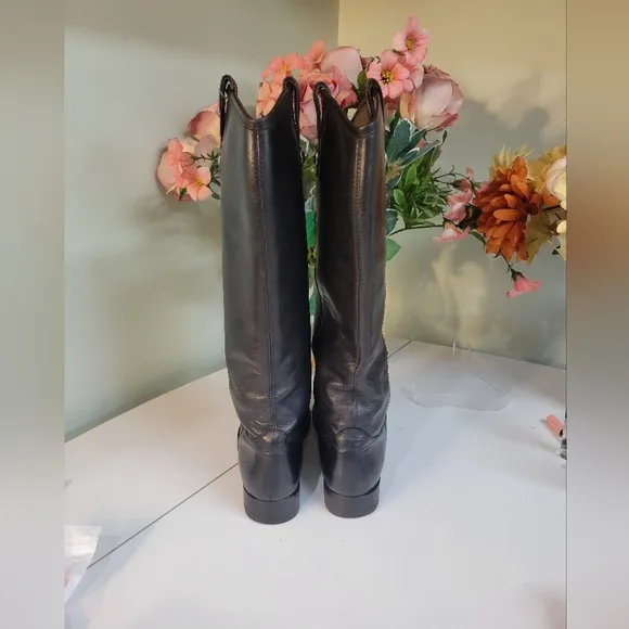 Frye Melissa leather riding boots. Gorgeous 7