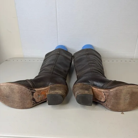 FRYE Mid Calf Dark Brown Genuine Leather Sturdy Riding Boots Size 5.5 Heel Flaw