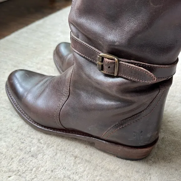 Frye Philip Tall Brown Buckle Riding Boots sz 7.5