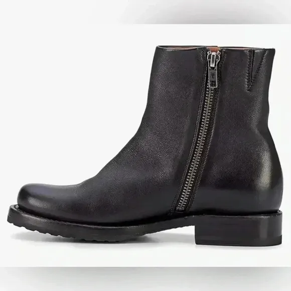 Frye Veronica Boots Black Leather Sz 6B Excellent condition