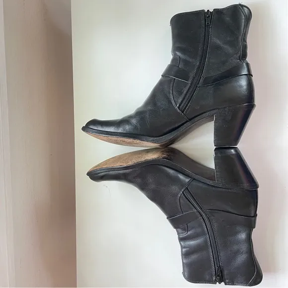 Frye Vintage Romy Harness O-ring Black Leather Ankle Boots Western Boho 7.5