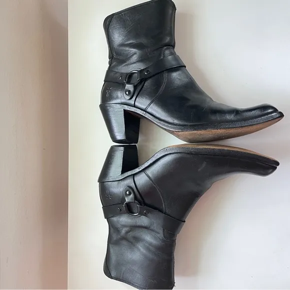 Frye Vintage Romy Harness O-ring Black Leather Ankle Boots Western Boho 7.5
