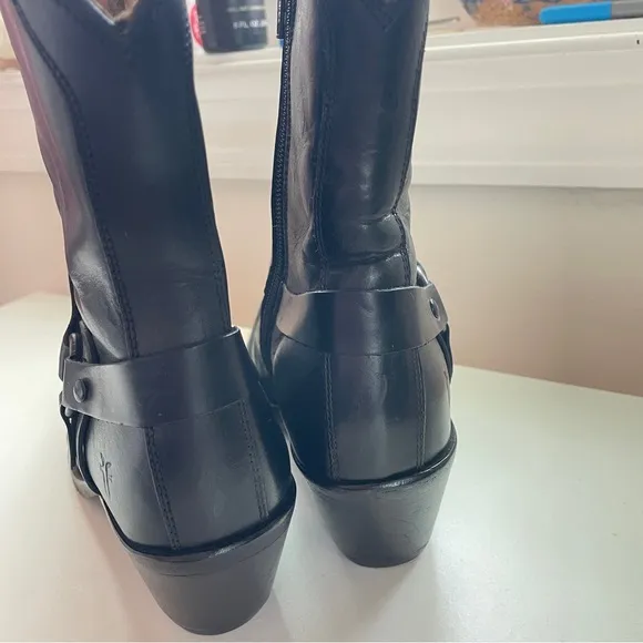 Frye Vintage Romy Harness O-ring Black Leather Ankle Boots Western Boho 7.5