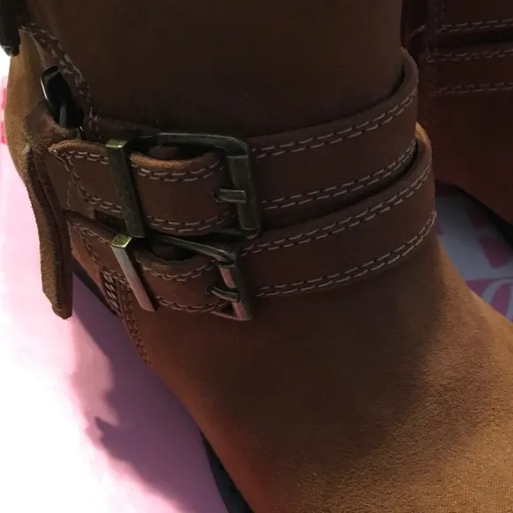 🦉GB girls Crash-Girl Desert Brown boots size 1 🦉