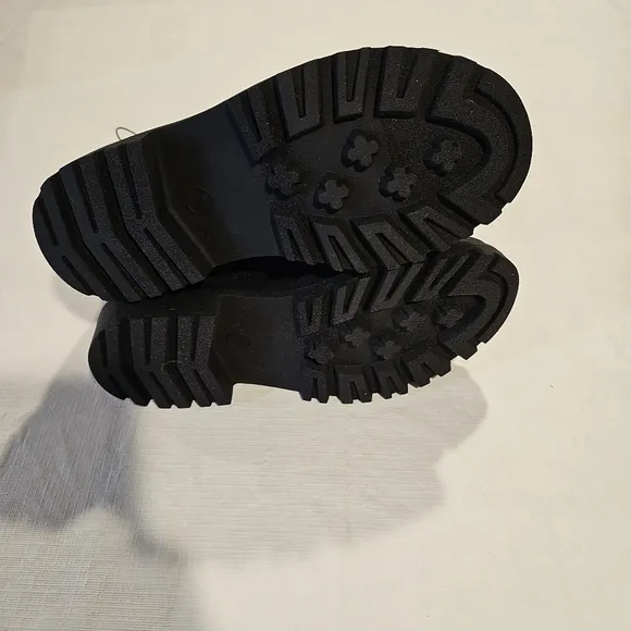 Gbg Guess Black AYLAN Sweater Detailing Zipper Boots- sz 5.5