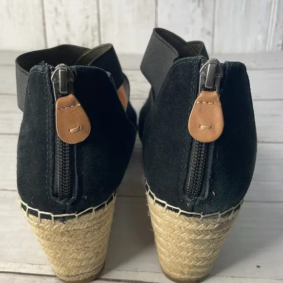 Gentle Souls by Kenneth Cole Black Charli Crisscross Espadrille Wedge Sandals