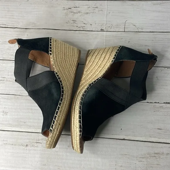 Gentle Souls by Kenneth Cole Black Charli Crisscross Espadrille Wedge Sandals