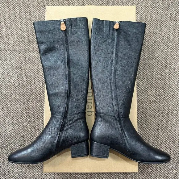 Gentle Souls by Kenneth Cole Women's Ella Stove Pipe Riding Boots Size 6.5