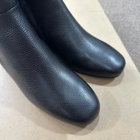 Gentle Souls by Kenneth Cole Women's Ella Stove Pipe Riding Boots Size 6.5