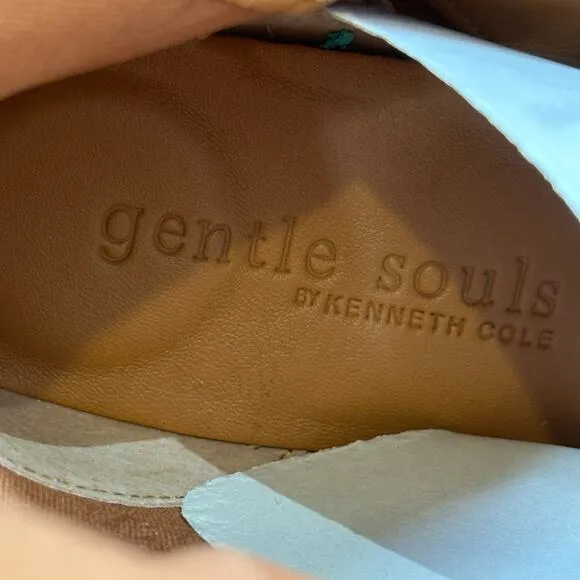 Gentle Souls by Kenneth Cole Women's Ella Stove Pipe Riding Boots Size 6.5