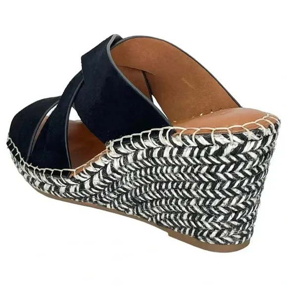 Gentle Souls Charli Strappy Leather Womens Wedge Sandals Size 7.5M NWOB