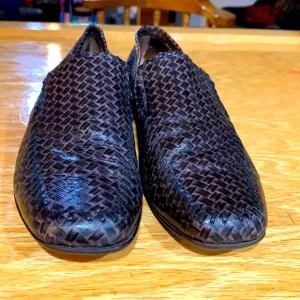 GENTLY USED BROOKS BROTHERS SIZE 10 SLIP ON LOAFER