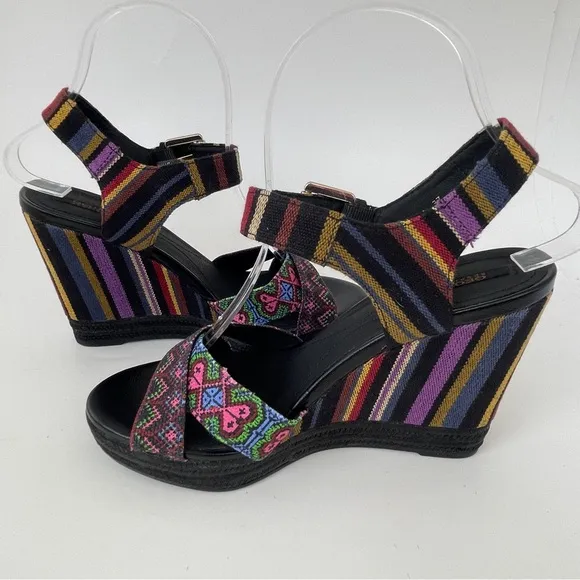 Geox Black and Pink Wedge Sandals with Artistic Design