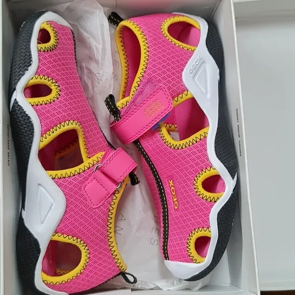Geox Girls Wader Sandals J5208A