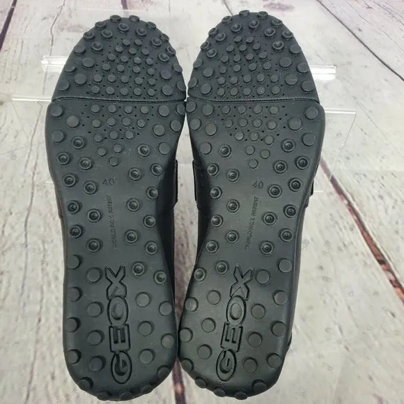 Geox Men's Size 6.5 Black Respira Slip On Loafers