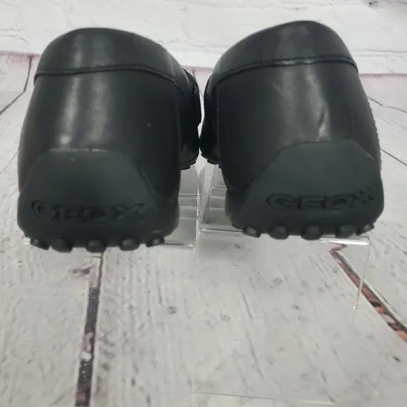 Geox Men's Size 6.5 Black Respira Slip On Loafers