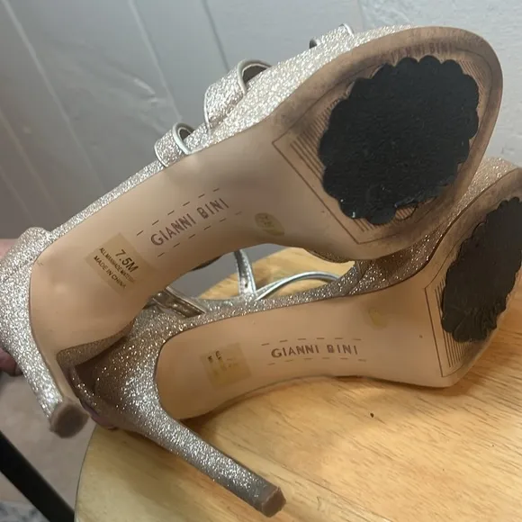 Gianni Bini Corielle Glitter Ankle Strap Strappy Platform Sandals Gold