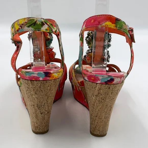 Gianni Bini EUC Floral Embellished Cork Wedge Sandals Metallic Ruffles Size 9 M