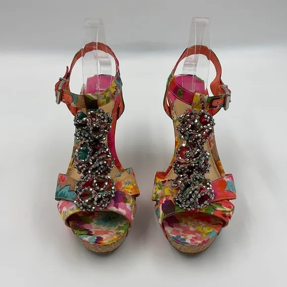 Gianni Bini EUC Floral Embellished Cork Wedge Sandals Metallic Ruffles Size 9 M