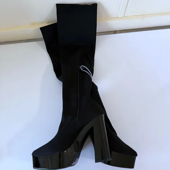 Gianni Bini Jarvis Stretch Knit  Over The Knee Sky High Platform Boots SZ 7 NWOB