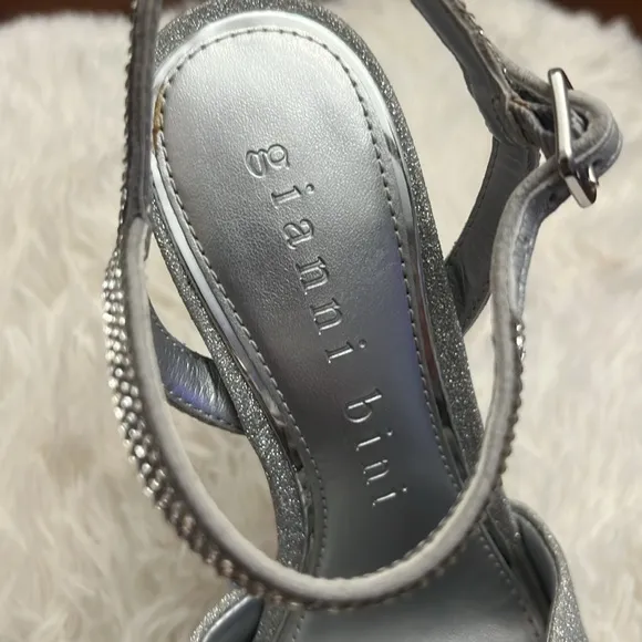 GIANNI BINI NEW DEMPSEYGLITTER RHINESTONE BOW PLATFORM DRESS SANDAL Size 6