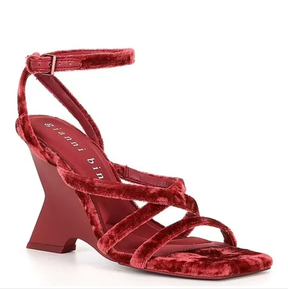Gianni Bini Novah Velvet Square Toe Wedge Sandals 7.5M