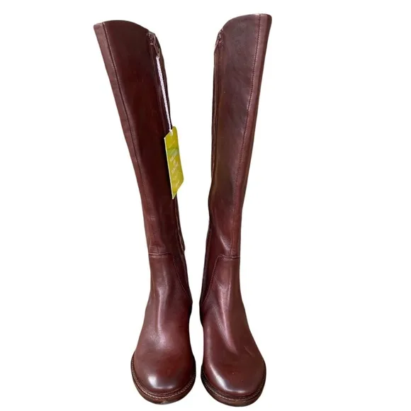 Gianni Bini NWT embroidered tall brown riding boots size 6