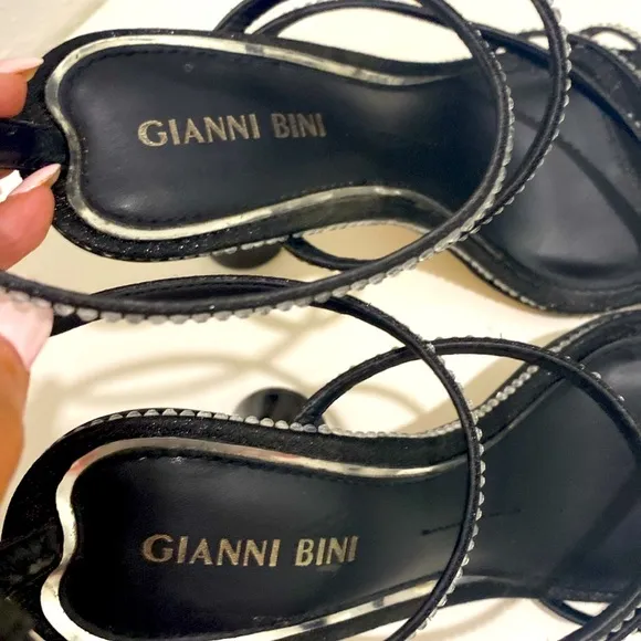 Gianni Bini Rhinestone Strappy Kitten Heel Dress Sandals |Size 6.5