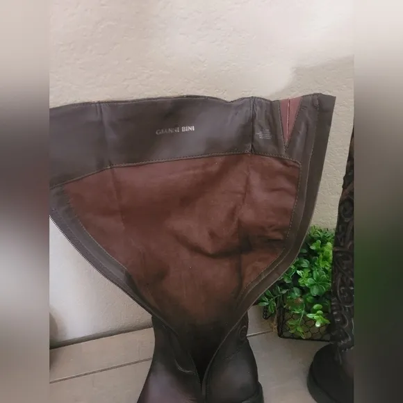 Gianni Bini Valla Embroidered Riding Boots size 5.5