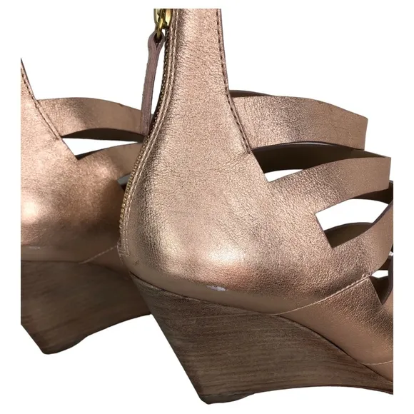 Giuseppe Zanotti Metallic Rose Gold Strappy Cutout Wedge Leather Sandals