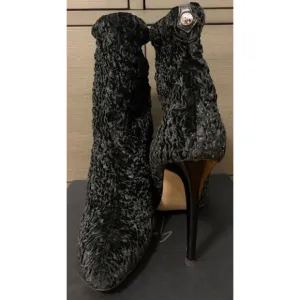 Giuseppe Zanotti Textured Stretch Velvet Booties