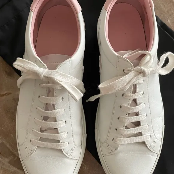 Givenchy Urban Street Logo Women's White and Pink Sneakers