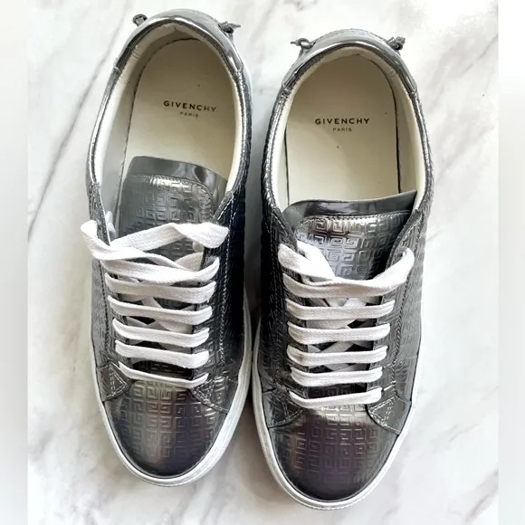 Givenchy Urban Street Monogram Sneakers