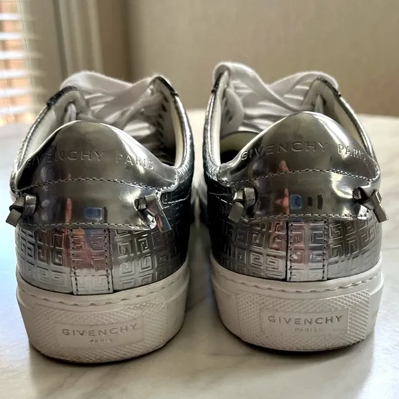 Givenchy Urban Street Monogram Sneakers