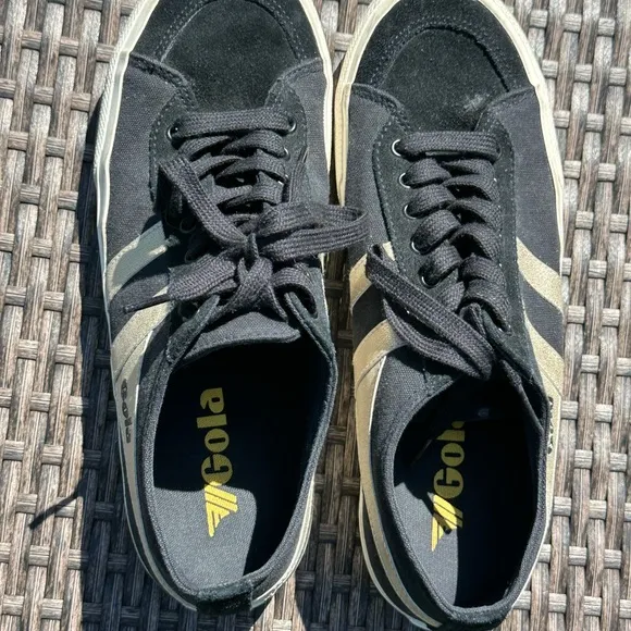 Gola Black and White Classic Sneakers