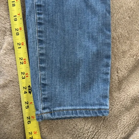 Good American Good Legs Crop Jean