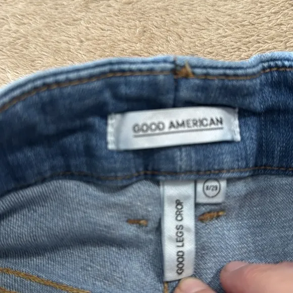 Good American Good Legs Crop Jean