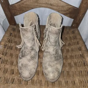Gorgeous‎ Womens Circle G Distressed Leather fringe Boots 6.5