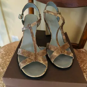 Gucci Brown Strappy Sandals