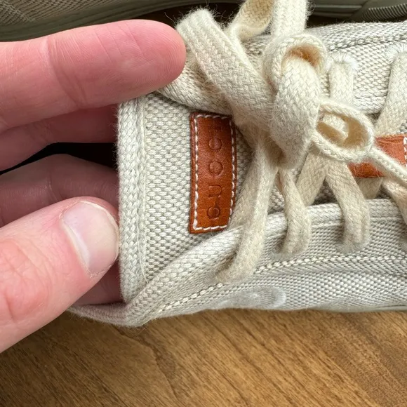 Gucci canvas sneakers